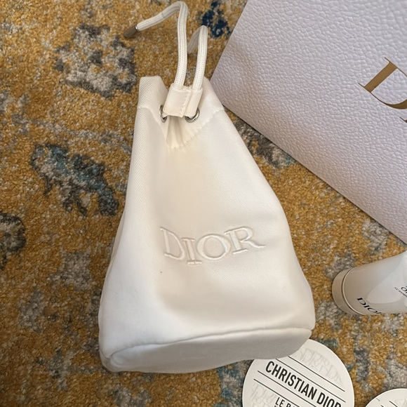 Dior Capture Totale Gift Set - Picture 4 of 5